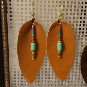 Leather teardrop earrings.